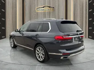 2020 BMW X7