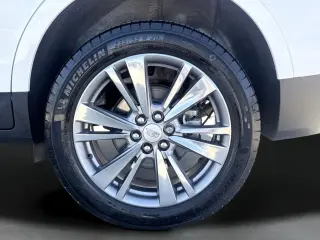 2025 CADILLAC XT5