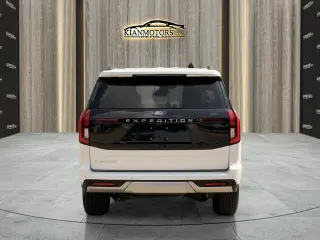 2025 Ford Expedition