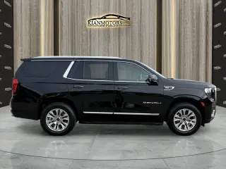 2023 GMC Yukon