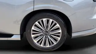 2025 INFINITI QX80