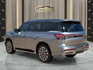 2025 INFINITI QX80