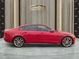2018 Jaguar XF