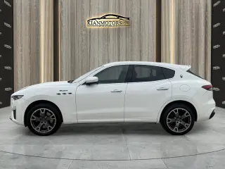 2023 Maserati Levante