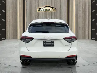2023 Maserati Levante