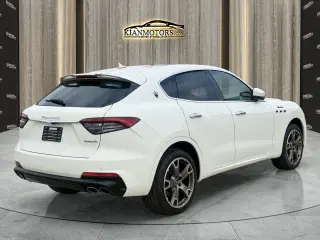 2023 Maserati Levante