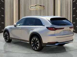2024 Mazda CX-90 Plug-In Hybrid