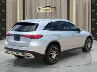 2023 Mercedes-Benz GLC 300