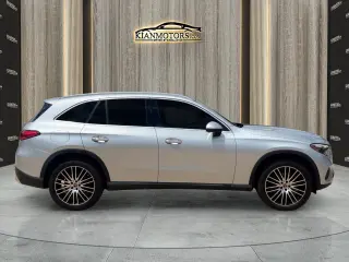 2023 Mercedes-Benz GLC 300
