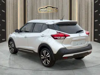 2020 Nissan Kicks