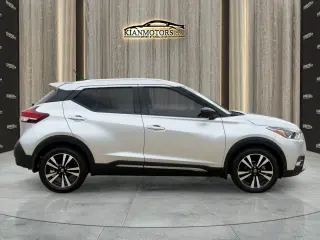 2020 Nissan Kicks