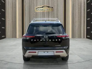 2023 Nissan Pathfinder