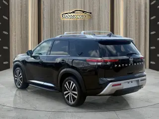2023 Nissan Pathfinder