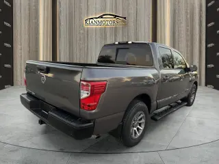 2021 Nissan Titan