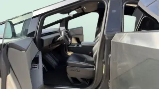 2025 Tesla Cybertruck