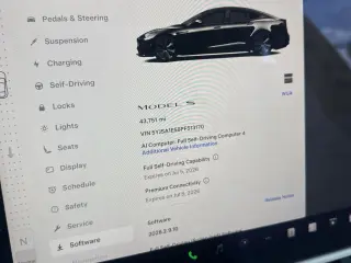 2023 Tesla Model S