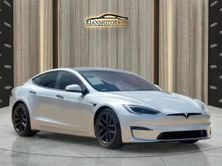2025 Tesla Model S
