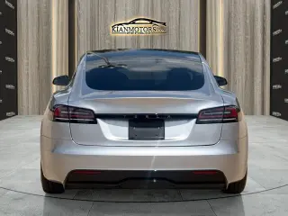 2025 Tesla Model S