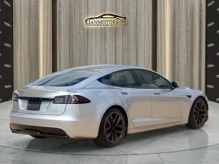 2025 Tesla Model S
