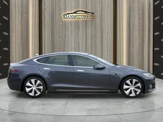 2021 Tesla Model S