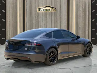 2025 Tesla Model S