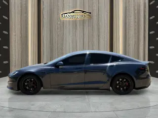 2025 Tesla Model S