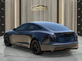 2025 Tesla Model S