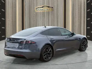 2022 Tesla Model S