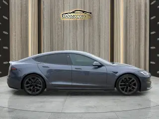 2022 Tesla Model S