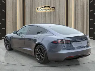 2022 Tesla Model S