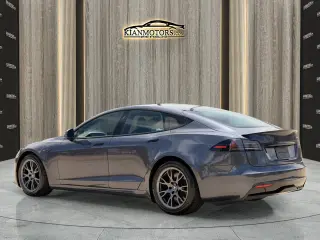 2022 Tesla Model S