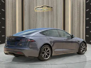 2022 Tesla Model S