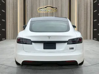 2022 Tesla Model S