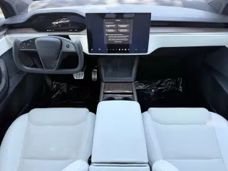 2022 Tesla Model X