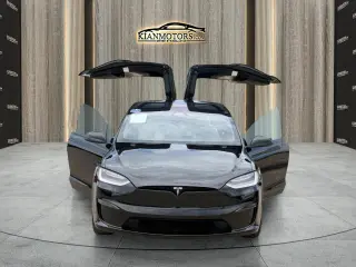 2023 Tesla Model X