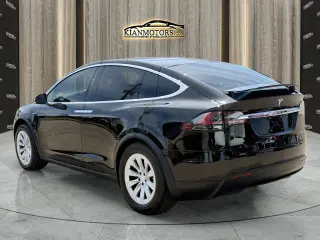 2020 Tesla Model X
