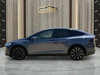 2022 Tesla Model X