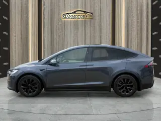 2022 Tesla Model X