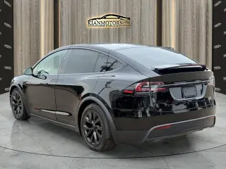 2022 Tesla Model X