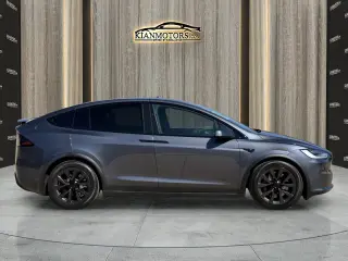 2023 Tesla Model X