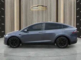 2022 Tesla Model X