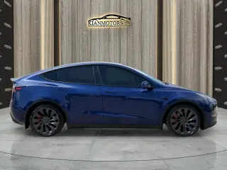 2025 Tesla Model Y