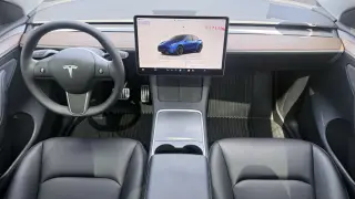 2025 Tesla Model Y
