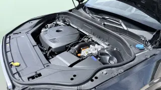 2025 Volvo XC90 plug-in hybrid