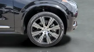 2025 Volvo XC90 plug-in hybrid