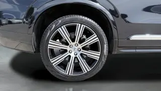 2025 Volvo XC90 plug-in hybrid