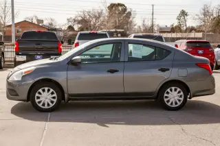 2017 Nissan Versa