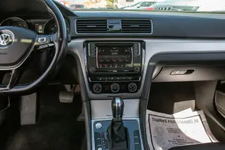 2019 Volkswagen Passat
