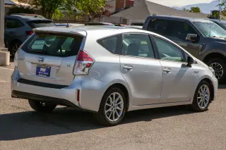 2017 Toyota Prius v
