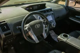 2017 Toyota Prius v